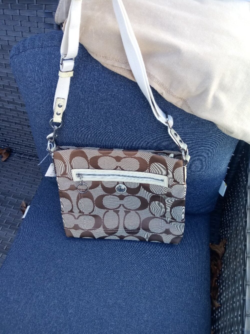 Authentic Coach Handbag F14869 Crossbody - Picture 1 of 12
